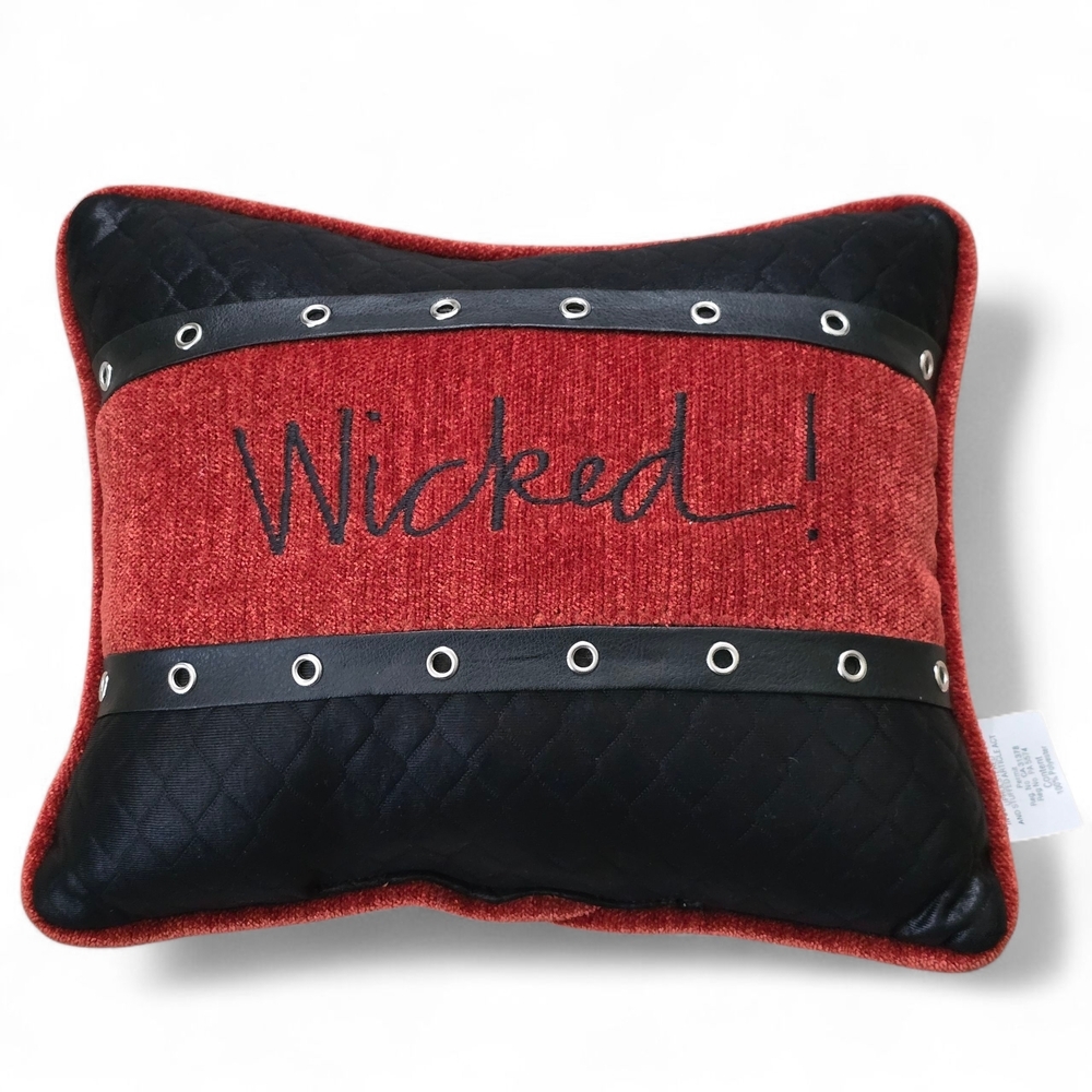 Woof & Poof “Wicked!” Decorative Accent Pillow Red & Black Grommet Trim 10x8.5